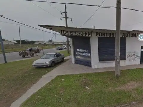 Av. Fortunato de la Plaza 7600