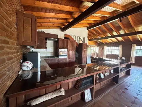 Casa en Alquiler en Exaltacion de la Cruz, USD 900