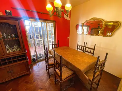 VENTA Casa 3 dormitorios - Barrio San Salvador