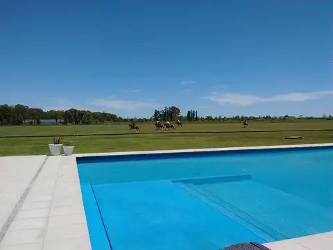 Terreno en Venta en Carmelo, USD 85.000