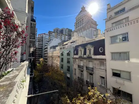 Departamento en Venta de 9 ambientes