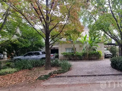 CASA EN VENTA 4 DORMITORIOS APTO CREDITO PILAR DT