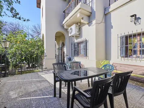 Venta Casa 5 ambientes Parque Chas