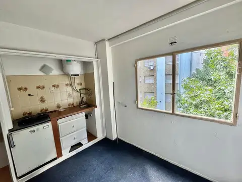 Departamento en alquiler monoambiente Balvanera luminoso!