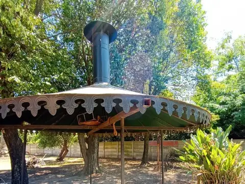 Casa en venta de 5 ambientes, Marcos Paz, Centro