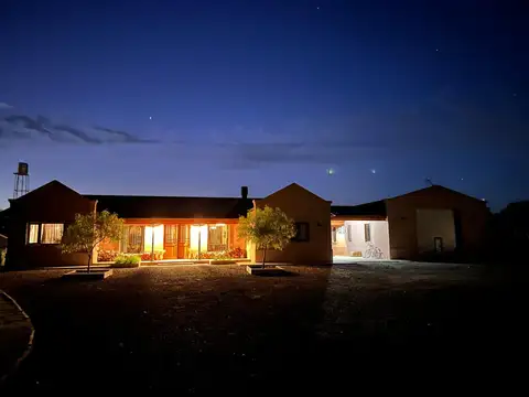Casa en lote 5.100m² Haras El Malacate + Casa huéspedes