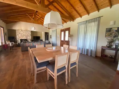 Casa en Venta en El Malacate, USD 298.000