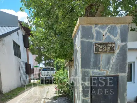 Paseo 108 entre Avenidas 6 y 7