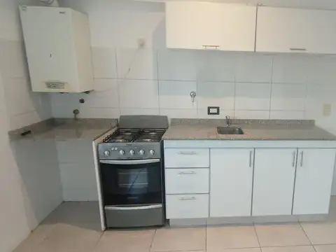 Departamento en Alquiler en Villa del Parque, $ 830.000