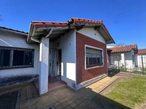 GRAN CASA CON INCREIBLE POTENCIAL 