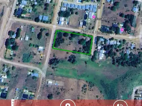 Amplio terreno en Puerto Yeruá 