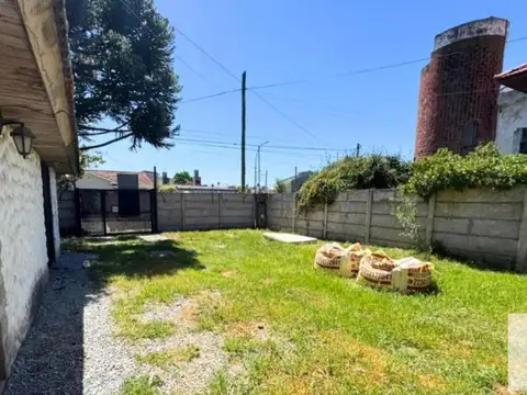 Casa en venta - 2 Dormitorios 2 Baños - Mar del Plata