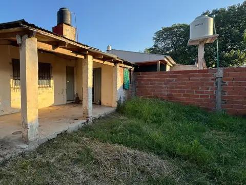 PH próximo a Estacion Los Polvorines - SE ESCUCHAN OFERTAS