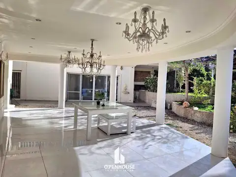 Casa en Alquiler de 3 dormitorios