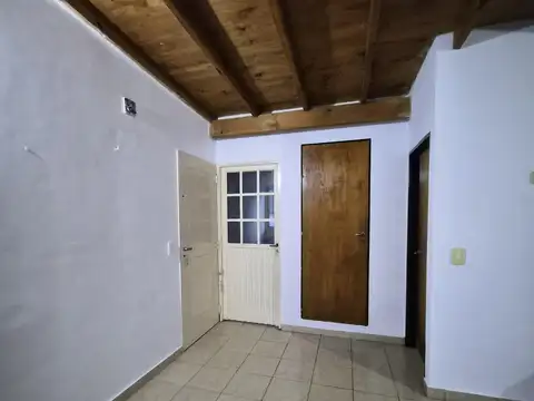 Depto Tipo Casa 2 ambientes con 1 baño