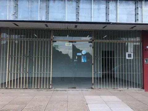 ALQUILER LOCAL COMERCIAL DE 90 M2  EXCELENTE UBICACION 
