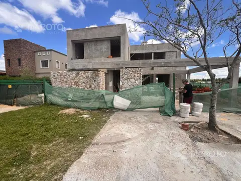 Casa en Venta en San Matias, USD 679.000