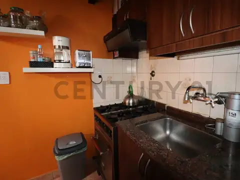 Venta departamento  3 ambientes en Florida 3