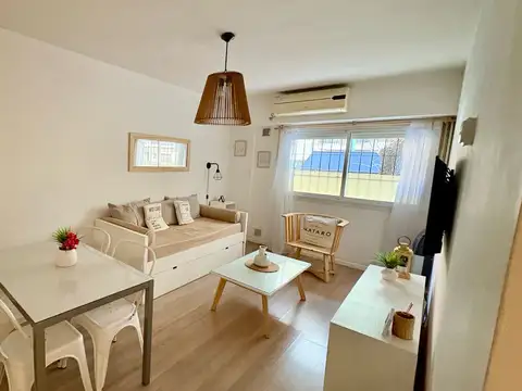 Departamento de 3 ambientes, 54 M2 al frente con patio  - Palermo