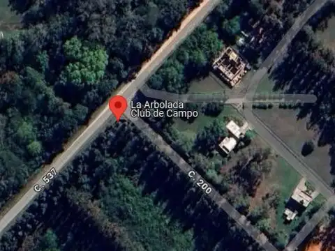 Casa en venta - 2 Dormitorios 2 Baños - 650Mts2 - La Arbolada, Berazategui