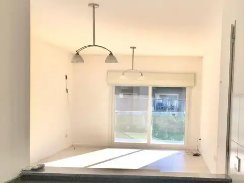 Departamento 3 ambientes con 2 baños