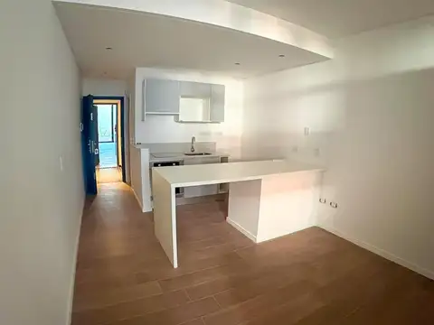 MONOAMBIENTE VENTA PATIO EXCUSIVO PICHINCHA ROSARIO