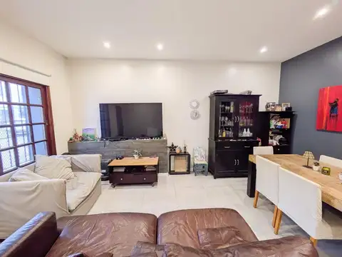 Depto Tipo Casa en Venta en Belgrano R, USD 350.000