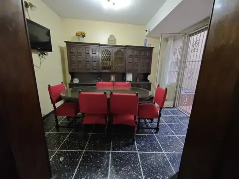 Güemes 4200, Piso PB