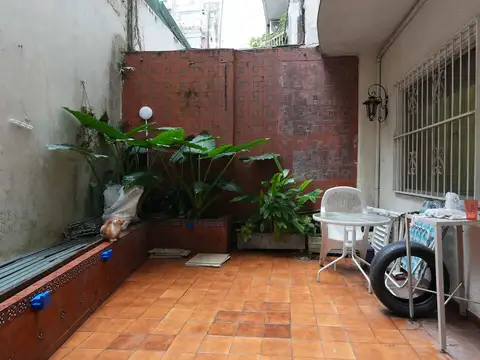 Venta de Departamento 4 ambientes con patio en Palermo