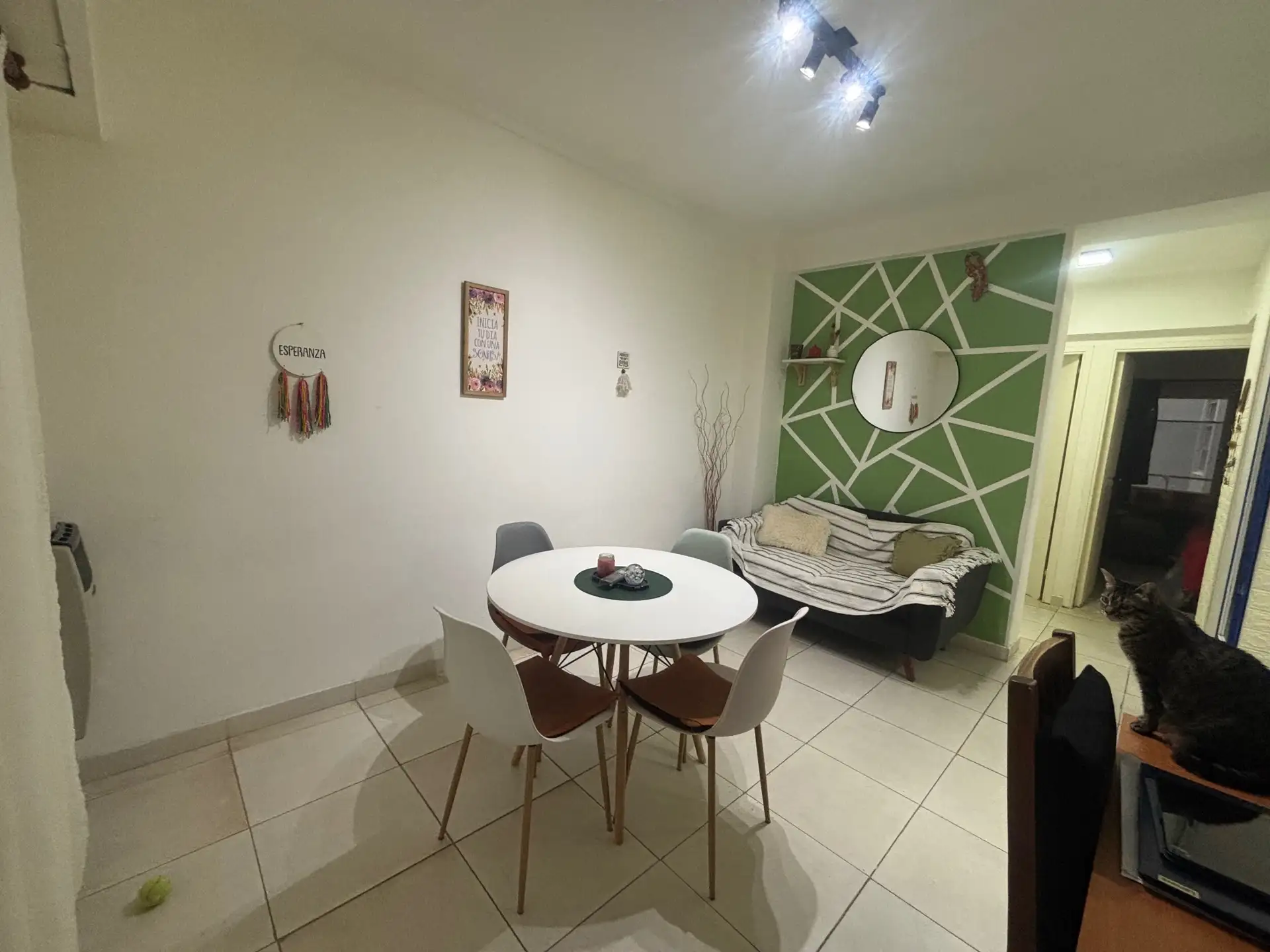 Venta Departamento 3 ambientes. Zona Hermitage