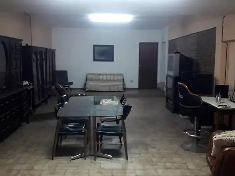 Galpon en Venta 30  mts Fondo
