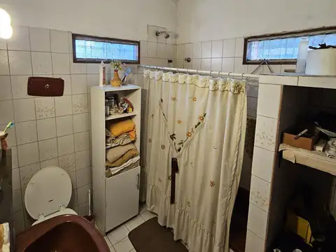 Venta en block !casa multifamiliar con 2unidades funcionales  Excelente oportunidad inversión 315 m2