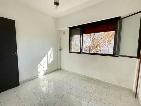 VENTA DEPTO 2 AMB BALCÓN RECICLADO BAJAS EXPENSAS