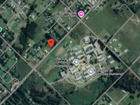 Los Sauces y Los Pinos