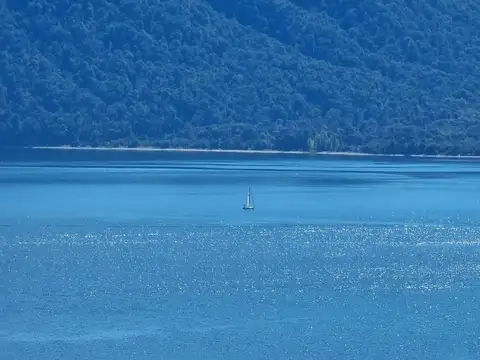 Casa en Venta con 6 cocheras