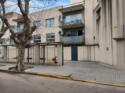 VENTA COCHERA BERNAL CENTRO OPORTUNIDAD