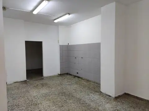 VENTA LOCAL AMPLIO
