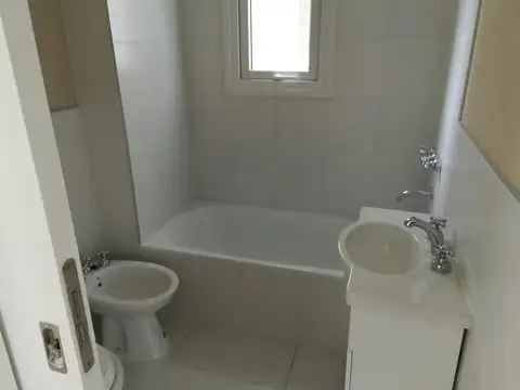Departamento 3 ambientes con 2 baños