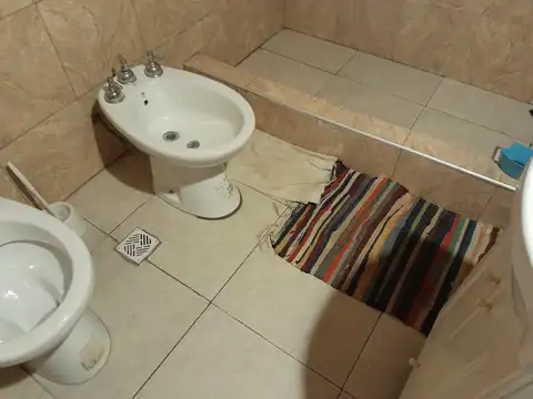 Casa en Venta en González Catan, USD 40.000