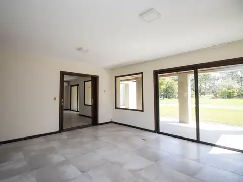 Casa en Alquiler de 3 dormitorios