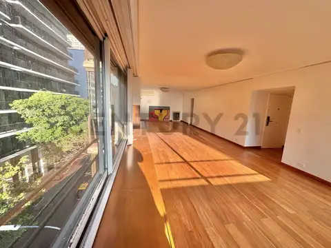 Departamento en Venta de 5 ambientes