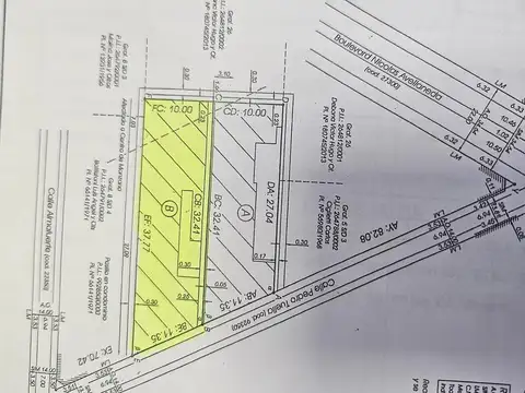 Terreno Pedro Tuella 975,  350 m2 ideal constructoras, frente al ingreso del Club Nautico