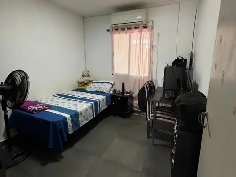 CASA EN VENTA DE 3 DORMITORIOS - ZONA AUTÓDROMO (CF1207