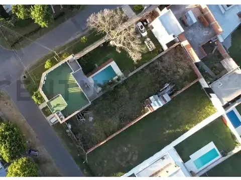 LOTE EN VENTA IDEAL INVERSORES O DESARROLLADORES VIVENDA O NEGOCIO GALPON LA PLATA
