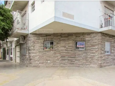 ULRICO SCHMIDEL 6600, Piso PB