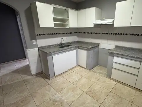 Increible casa de estilo moderno a mts de Av. San Martin