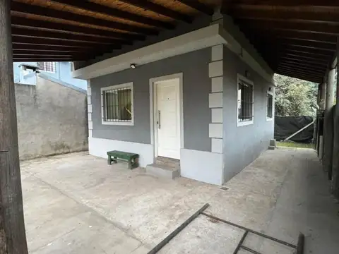 Casa 3 ambientes con 2 baños
