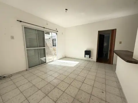 Depto Tipo Casa en Venta de 2 dormitorios