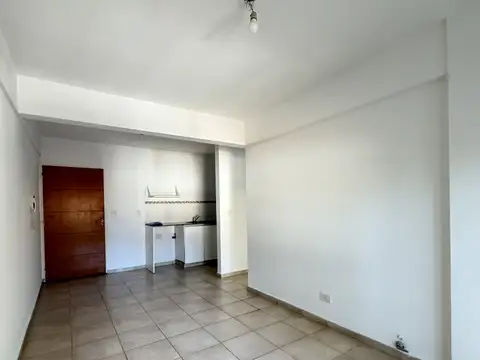 A Castellanos 1500, Piso 1