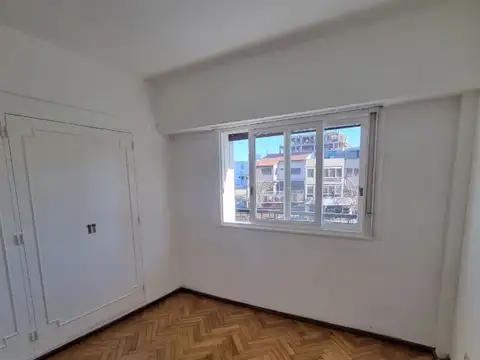Departamento en Alquiler en Villa del Parque, $ 850.000